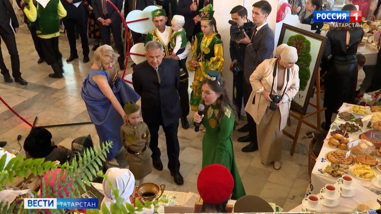 В Казани наградили победителей фестиваля «Эхо веков в истории семьи»