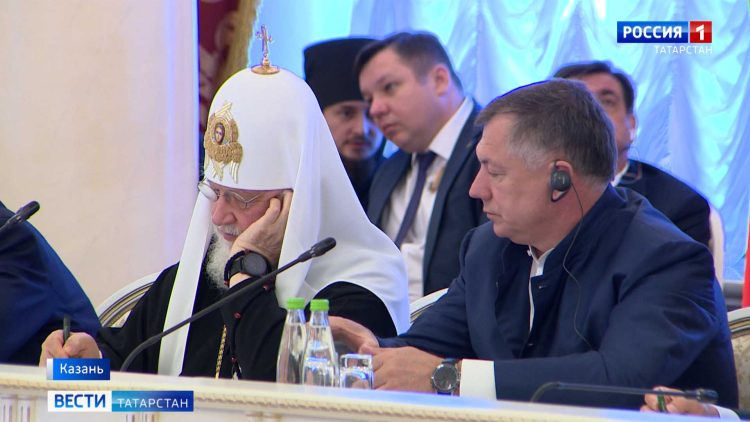 На KazanForum обсудили защиту и продвижение духовно-нравственных ценностей