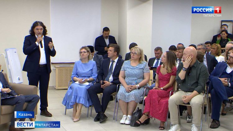 Минниханов встретился с бизнесменами республики