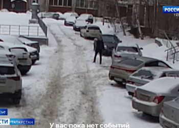 В Татарстане стартовал суд над мужчиной, который зимой во дворе многоэтажки целился в детей