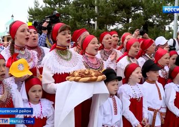 В Казани прошел ритуал вручения Боевого знамени воинской части Росгвардии