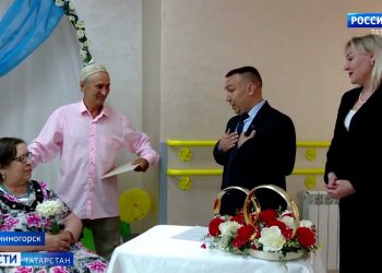 Любви все возрасты покорны: в Татарстане 67-летние молодожены зарегистрировали свой брак