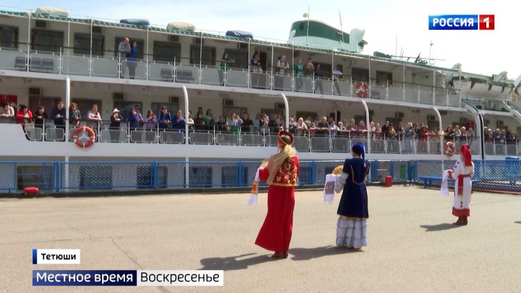 «Это место, в которое каждый должен съездить»: Тетюши в этом году готовы принять 160 теплоходов