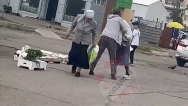 В Нижнекамске продавец ударила пенсионерку