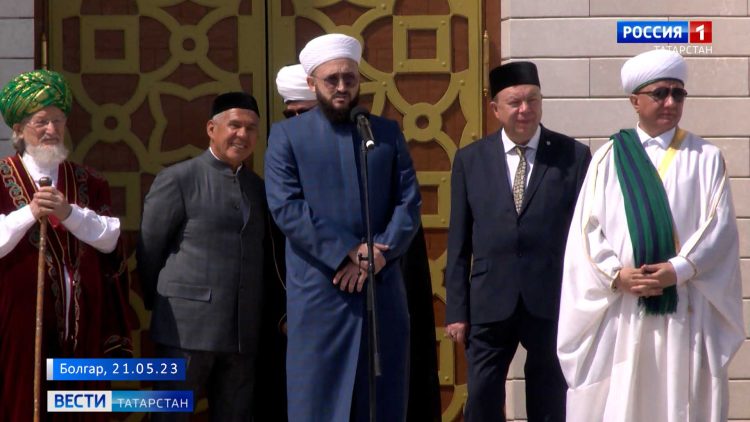 Праздник «Изге Болгар Жыены» посетили 20 тысяч гостей со всего мира