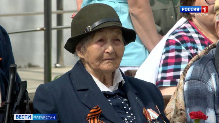 В казанском «Госпитале для ветеранов войн» прошел концерт ко Дню Победы