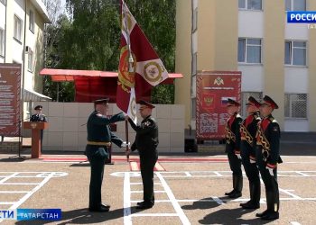 В Казани прошел ритуал вручения Боевого знамени воинской части Росгвардии