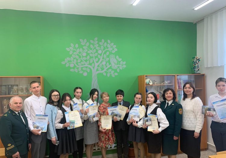 В Арске прошла экологическая конференция школьников в рамках нацпроекта