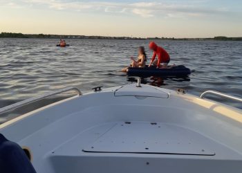 В Татарстане унесло течением 4-х человек на надувных матрасах