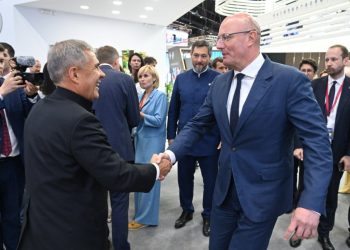 Минниханов и Чернышенко обсудили ход подготовки к международному турниру «Игры будущего»