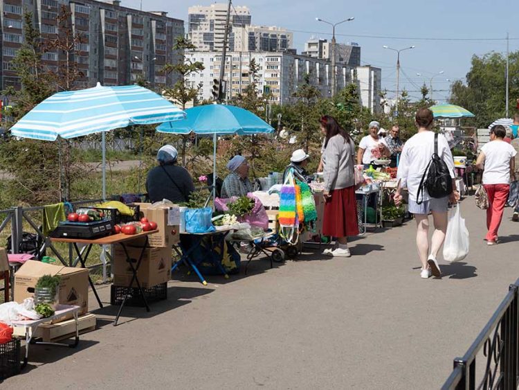В Казани провели рейд по пресечению несанкционированной уличной торговли