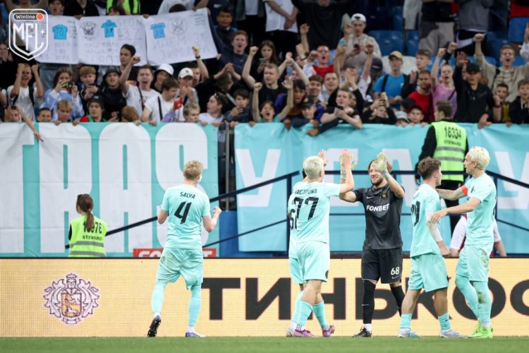 В Казани на матч медийной футбольной лиги пришли более 15 тысяч болельщиков