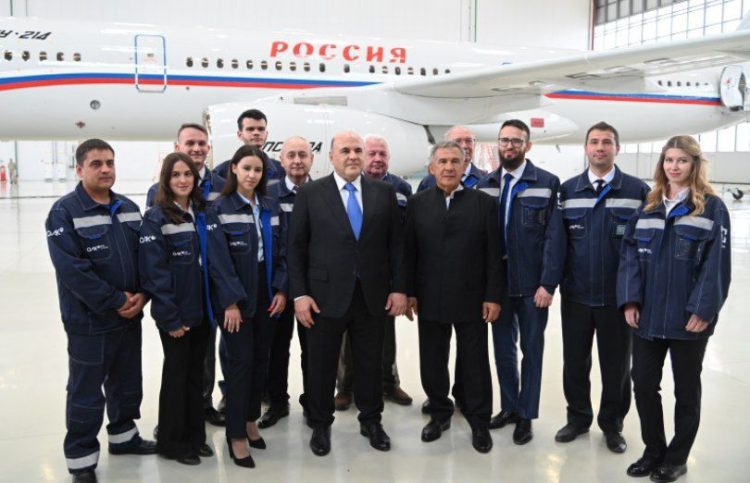 Мишустин пообщался с рабочими Казанского авиазавода