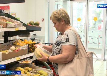 28 лет службы и заботы: история соцработника, посвятившего жизнь помощи другим