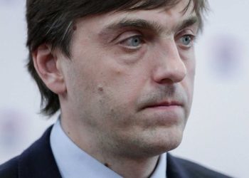 Кравцов, объявил о формировании оперштаба по организации детского отдыха в регионах, где введен режим КТО