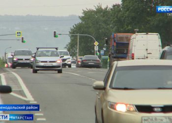 Зеленодольские водители возмутились новой сплошной линией разметки