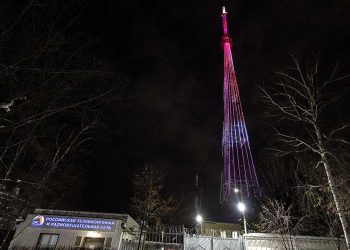 Казанская телебашня окрасится в алый в День памяти и скорби