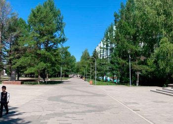 В Альметьевске по нацпроекту благоустроют пешеходный бульвар