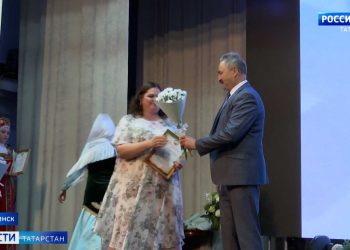 В Буинске наградили лучших медработников и фельдшеров района