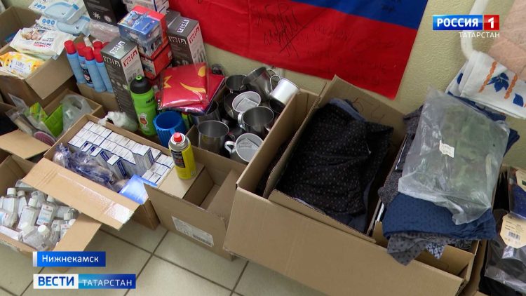 Волонтёры продолжают сбор вещей для бойцов спецоперации