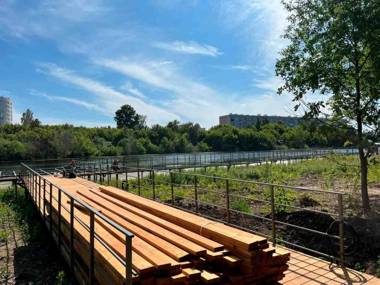 В поселке Васильево по нацпроекту благоустраивают парк «Леском»