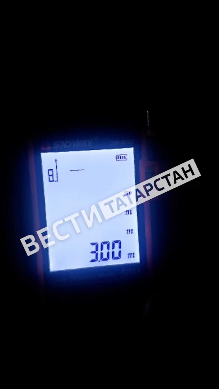 Житель поселка Новый незаконно установил шлагбаум на центральной улице