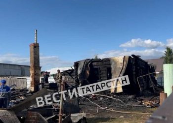 На пожаре в Тукаевском районе отец погиб вместе с детьми, пытаясь их спасти