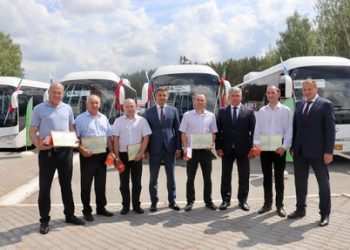 По маршруту Зеленодольск — Казань запустили пять новых автобусов