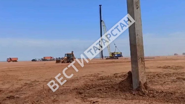 В Татарстане забили первую сваю в основание логоцентра им. Дэн Сяопина