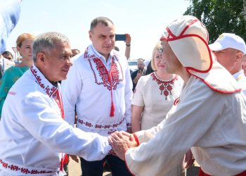 Минниханов посетил праздник марийской культуры Семык