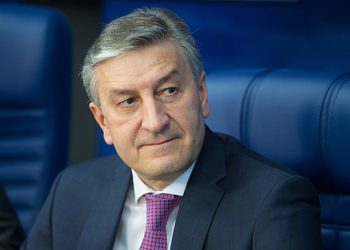 Депутат Госдумы осудил мужчину, ударившего врача в Альметьевске