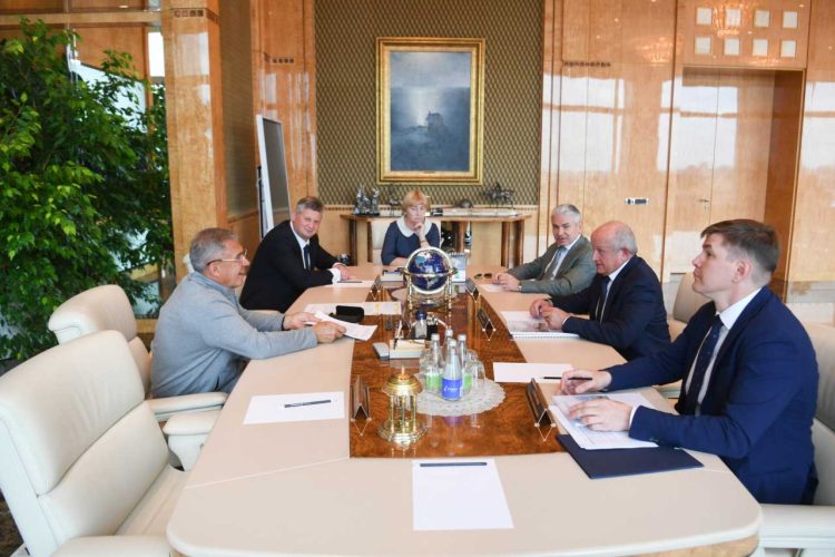 Минниханов обсудил с руководством Минюстиции РФ реализацию «Квартала юстиции»