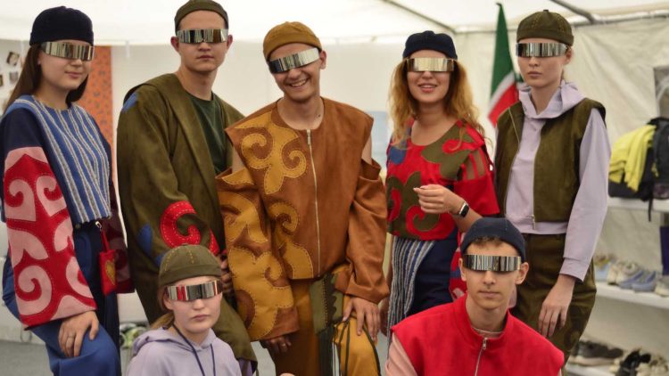 Команда Татарстана победила в конкурсе стилизованных костюмов на главном форуме ПФО