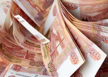 Студенты из Татарстана получили по 100 тыс. рублей на форуме «Движения первых»