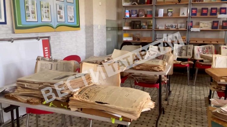 В Агрызе продолжаются работы по устранению последствий мощного урагана