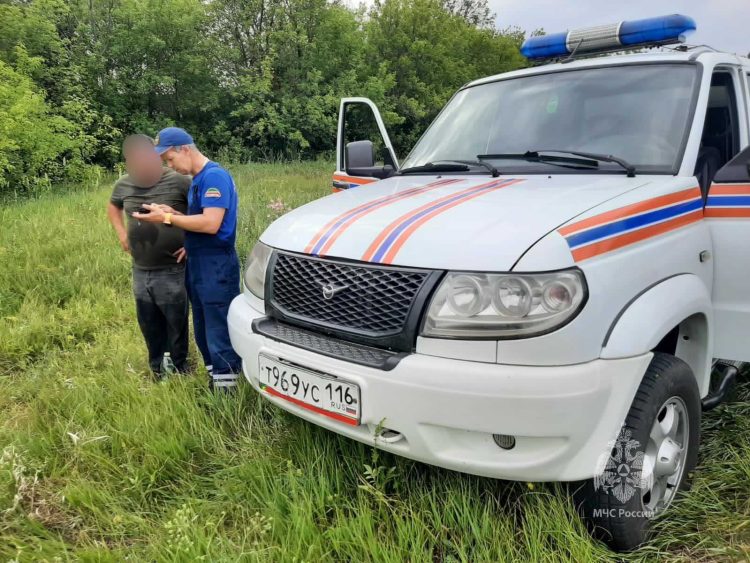 В Чистополе спасатели помогли заблудившемуся в лесу мужчине