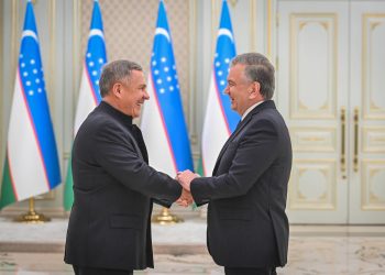 Минниханов поздравил Мирзиеева победой на выборах Президента Узбекистана