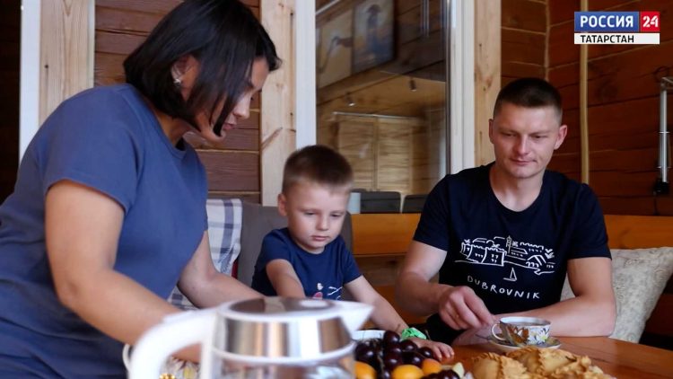 Психолог РКПБ рассказала о связи пищевого поведения родителей и ребенка