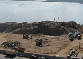 Жители Казани бьют тревогу из-за незаконной засыпки Казанки