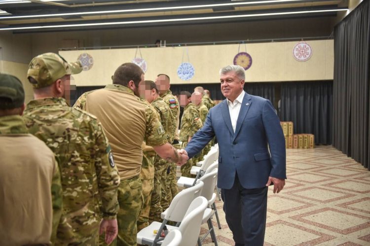 Магдеев встретился с бойцами СВО