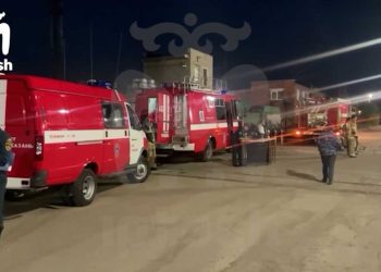 В центре Казани горит здание на улице Тукая
