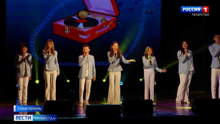 Юные артисты Татарстана выступили для участников СВО в Севастополе
