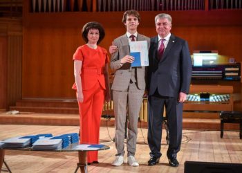 В Челнах выпускник сдал ЕГЭ на 200 баллов