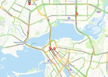 В центре Казани наблюдаются 10-балльные пробки