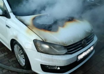 В Казани неизвестные подожгли три легковушки