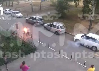 В Казани мужчина несколько раз выстрелил в соседа из ракетницы