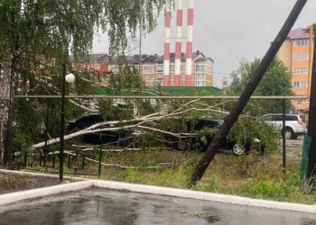 В Агрызском районе на оперативном совещании обсудили ликвидацию последствий урагана