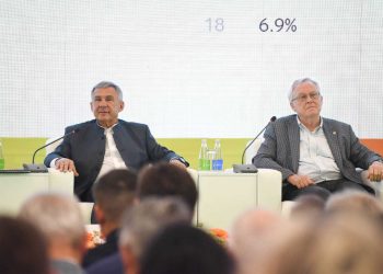 Минниханов объяснил, как обеспечить закрепление молодых кадров в республике