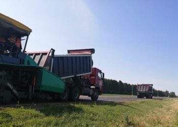 В Атнинском районе по нацпроекту ремонтируют дорогу