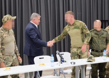 Магдеев встретился с бойцами СВО, прибывшими в отпуск